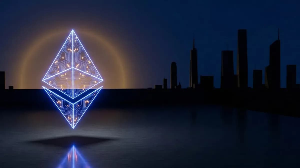 Ethereum 2.250-2.380 Dolar Bandında Sıkıştı, Analistler %22 Düşüş ve 1.725 Dolar Riskine Dikkat Çekiyor