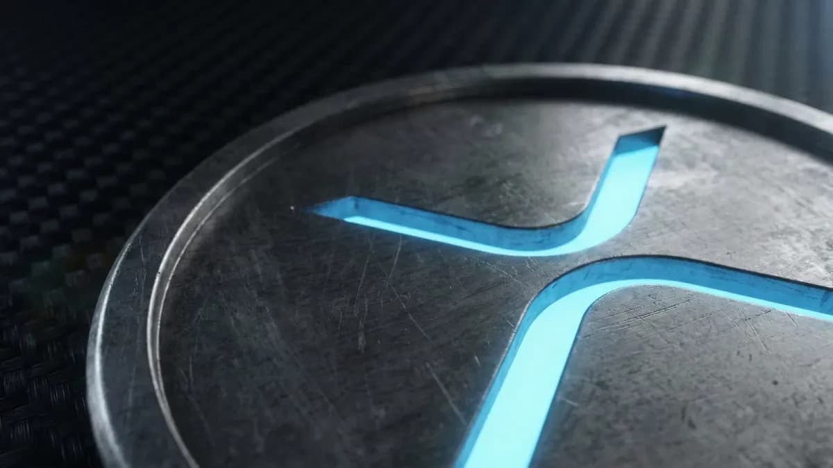 XRP %12 Düştü, 0,65 Dolar Riski; Flare-D'CENT XRPFi Açtı, Warren OCC'ye İtiraz