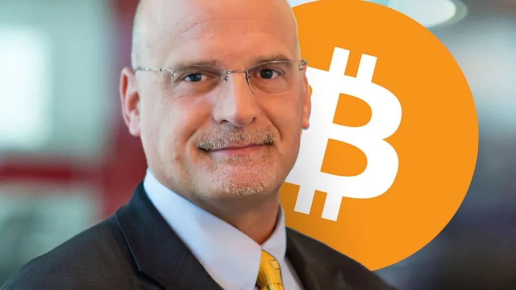 Efsanevi Analist Mike McGlone, Bitcoin’in Toparlanıp Toparlanamayacağını Yorumladı! “S&P 5 ...